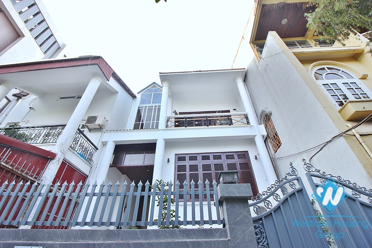 Renovated 4 beds house with lake view for rent in Tu Hoa area, Tay Ho